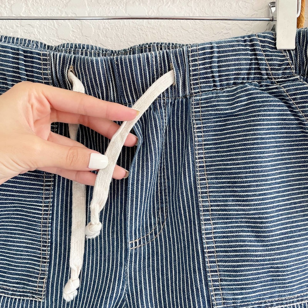 BDG Striped Cuff Hem Drawstring Waist Shorts - Picture 4 of 9
